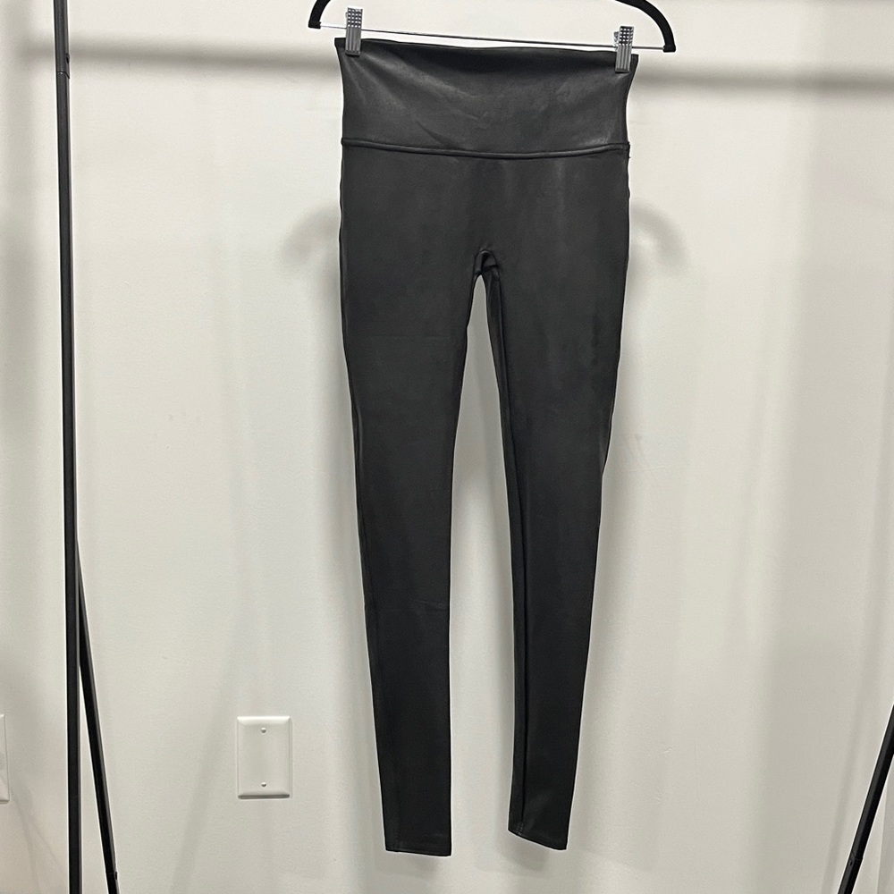 SPANX Sleek Black Apparel
